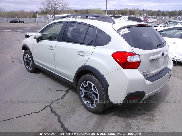 JF2GPANC8H8221363 - 2017 SUBARU CROSSTREK LIMITED WHITE photo 3