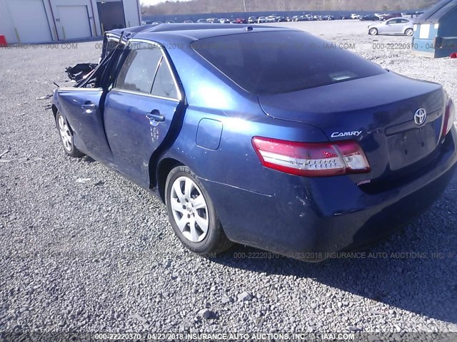 4T1BF3EK7BU642130 - 2011 TOYOTA CAMRY SE/LE/XLE BLUE photo 3