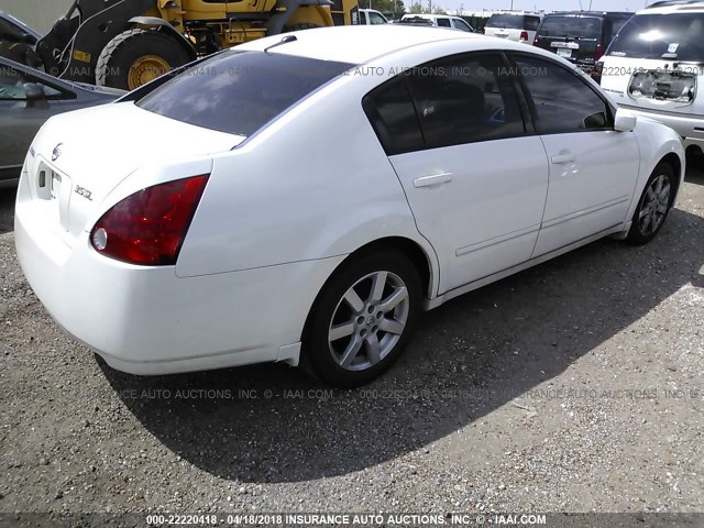 1N4BA41EX5C834845 - 2005 NISSAN MAXIMA SE/SL WHITE photo 4