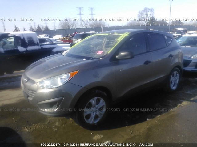 KM8JT3AB1BU210899 - 2011 HYUNDAI TUCSON GL/GLS GRAY photo 2