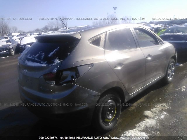 KM8JT3AB1BU210899 - 2011 HYUNDAI TUCSON GL/GLS GRAY photo 4