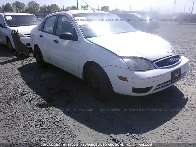 1FAFP34N47W115050 - 2007 FORD FOCUS ZX4/S/SE/SES 白色 照片 1