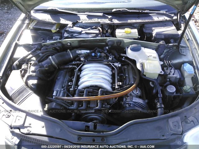 WVWWH63B32E105172 - 2002 VOLKSWAGEN PASSAT GLX 绿色 照片 10