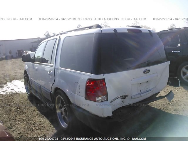 1FMPU15515LA62733 - 2005 FORD EXPEDITION XLT თეთრი ფოტო 3
