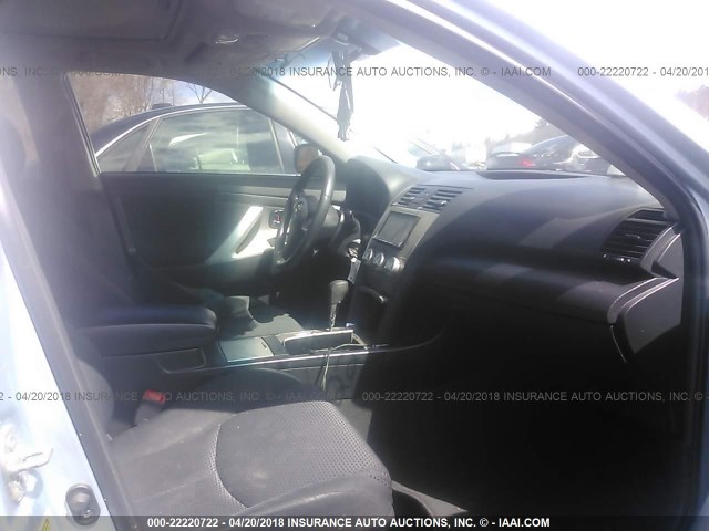 4T1BE46K49U914411 - 2009 TOYOTA CAMRY SE/LE/XLE Light Blue photo 5