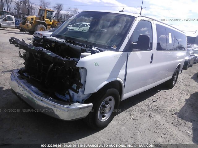 1GAZG1FG4D1122981 - 2013 CHEVROLET EXPRESS G3500 LT WHITE photo 2