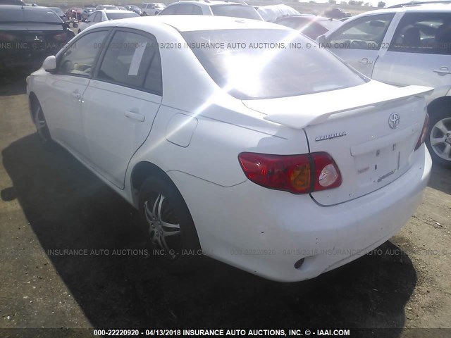 1NXBU40E19Z054280 - 2009 TOYOTA COROLLA S/LE/XLE WHITE photo 3