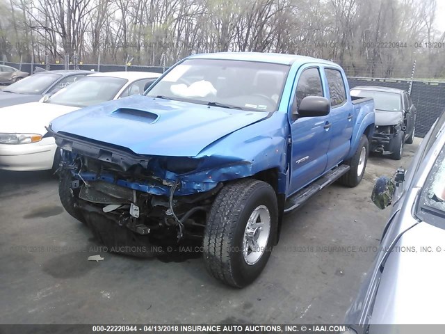5TELU42N06Z271411 - 2006 TOYOTA TACOMA DOUBLE CAB ლურჯი ფოტო 2