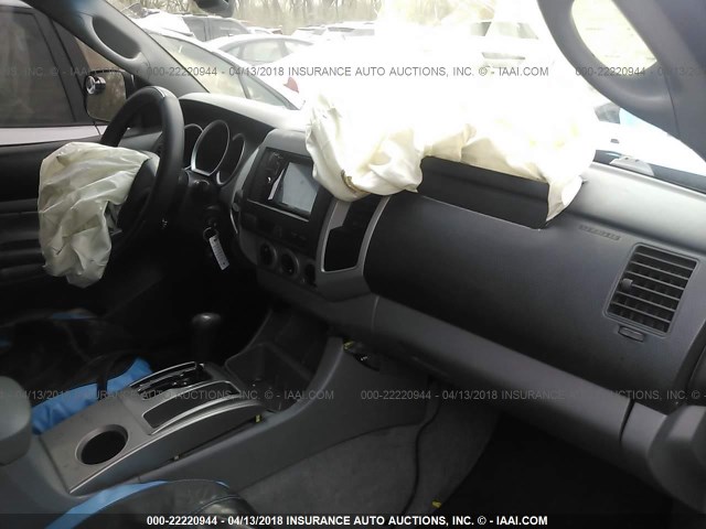 5TELU42N06Z271411 - 2006 TOYOTA TACOMA DOUBLE CAB ლურჯი ფოტო 5