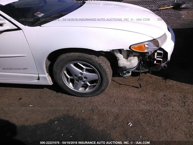 1G2WP12K51F139439 - 2001 PONTIAC GRAND PRIX GT WHITE photo 6