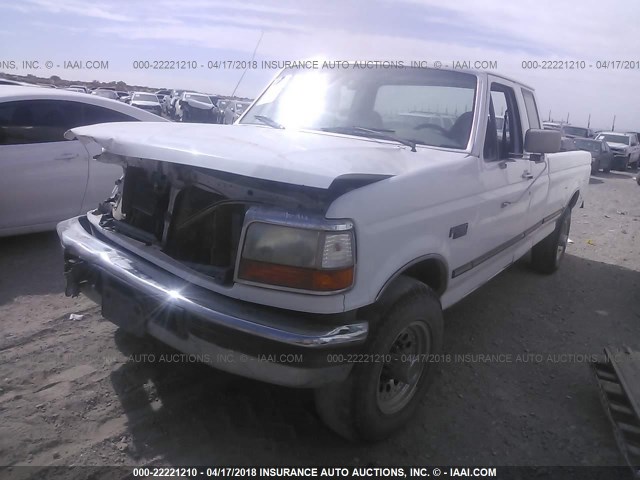 1FTHX25G5TEA72593 - 1996 FORD F250 WHITE photo 2