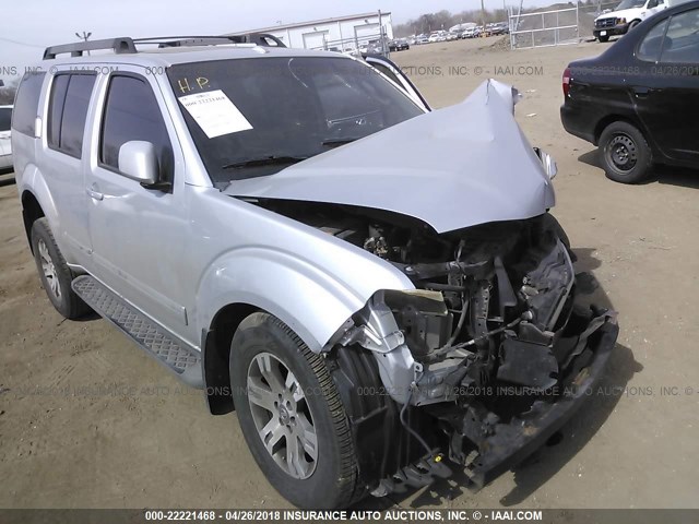 5N1AR18B18C637829 - 2008 NISSAN PATHFINDER S/LE/SE SILVER photo 1