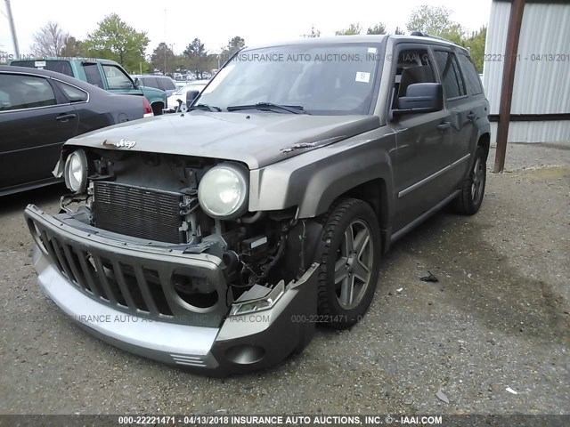 1J8FT48W58D524226 - 2008 JEEP PATRIOT LIMITED BROWN photo 2