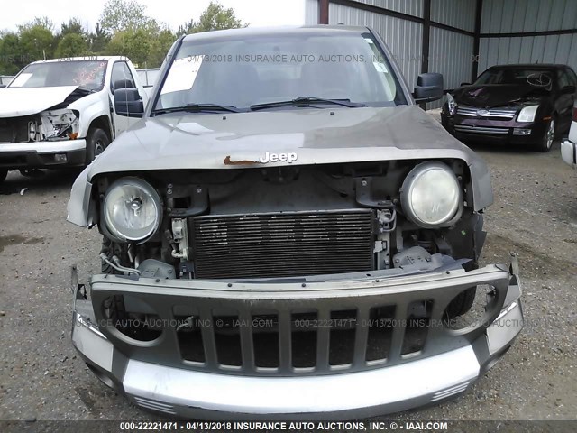 1J8FT48W58D524226 - 2008 JEEP PATRIOT LIMITED BROWN photo 6