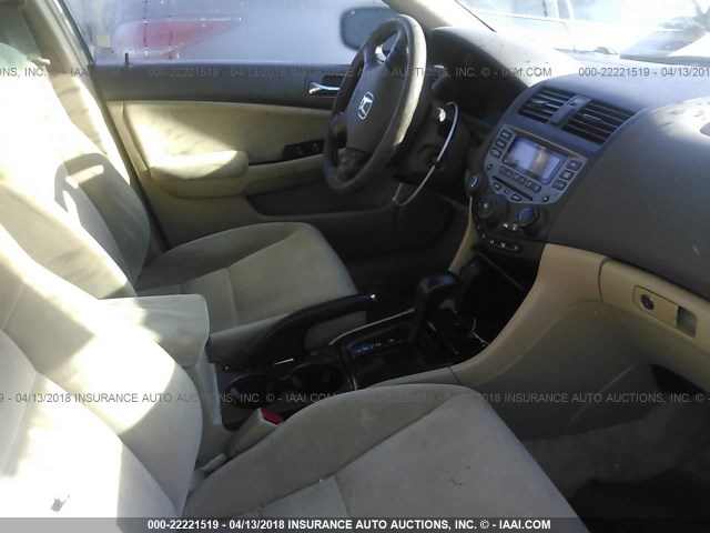 1HGCM56327A152366 - 2007 HONDA ACCORD SE WHITE photo 5