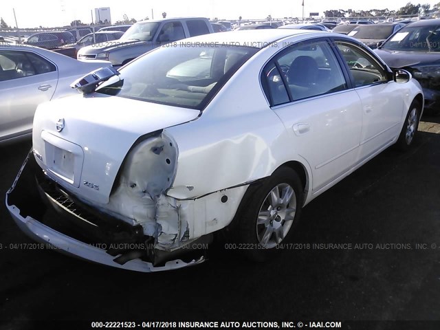 1N4AL11D95C285599 - 2005 NISSAN ALTIMA S/SL WHITE photo 4