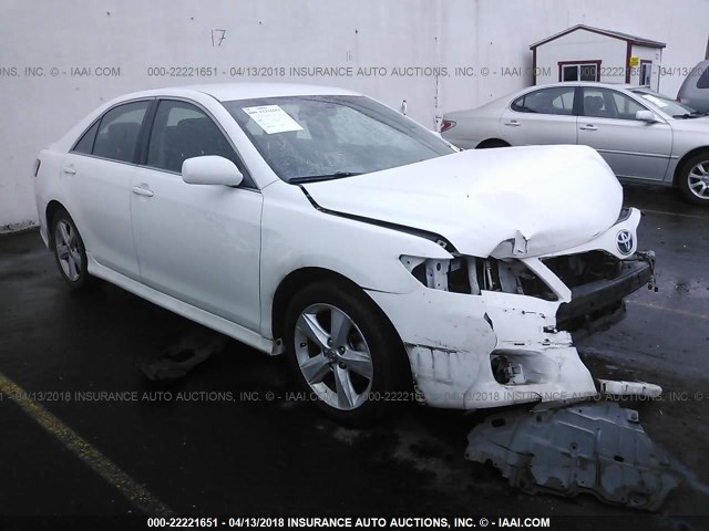 4T1BF3EK9AU514924 - 2010 TOYOTA CAMRY SE/LE/XLE 白色 照片 1