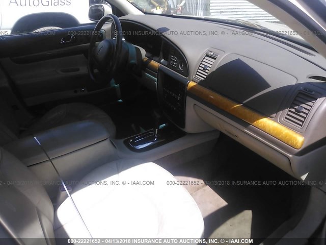 1LNHM97V91Y701793 - 2001 LINCOLN CONTINENTAL  奶油色 照片 5