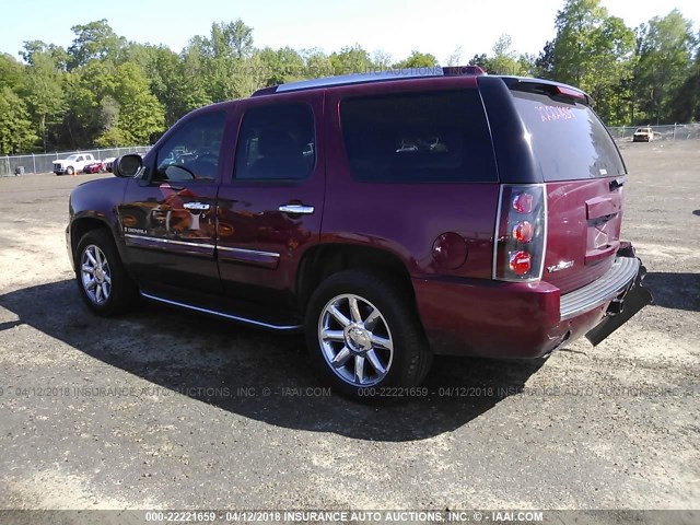 1GKFK63897J150769 - 2007 GMC YUKON DENALI MAROON photo 3