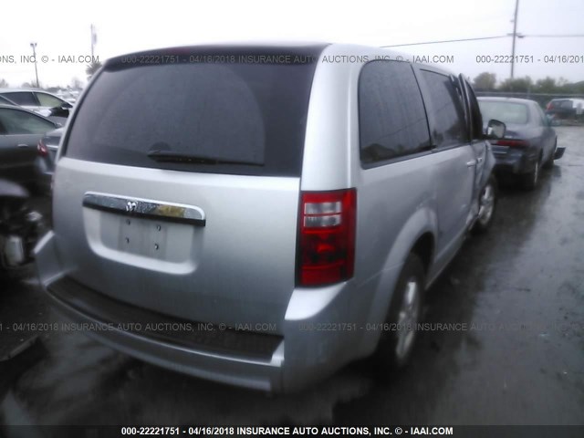 2D8HN54P58R107119 - 2008 DODGE GRAND CARAVAN SXT SILVER photo 4