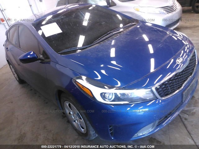 3KPFK4A74HE051897 - 2017 KIA FORTE LX BLUE photo 1