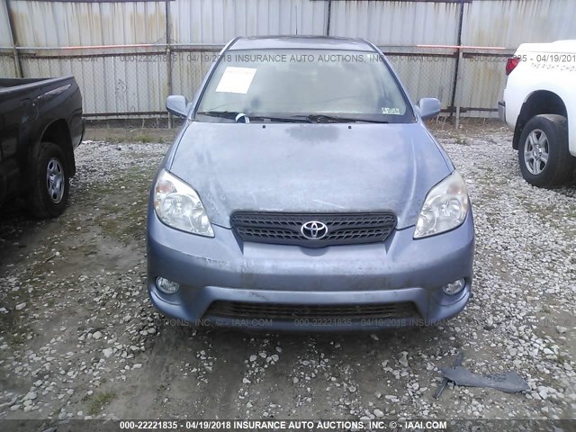 2T1KR30E55C506061 - 2005 TOYOTA COROLLA MATRIX XR BLUE photo 6