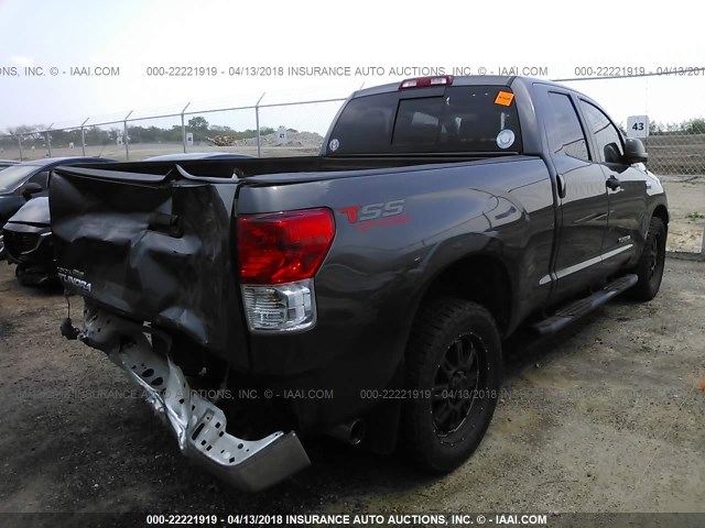 5TFRY5F17DX140413 - 2013 TOYOTA TUNDRA DOUBLE CAB SR5 GRAY photo 4