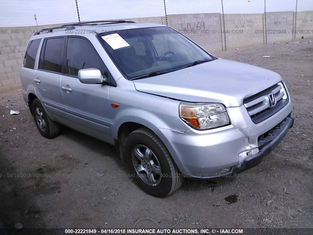 5FNYF18388B028437 - 2008 HONDA PILOT SE SILVER photo 1