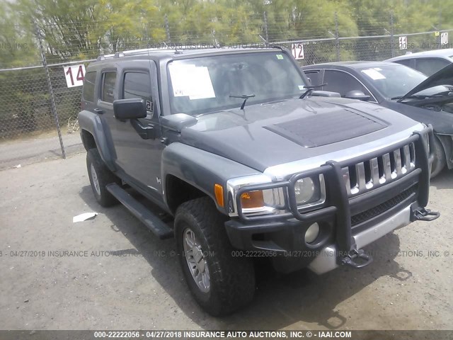 5GTEN13E588142807 - 2008 HUMMER H3 GRAY photo 1