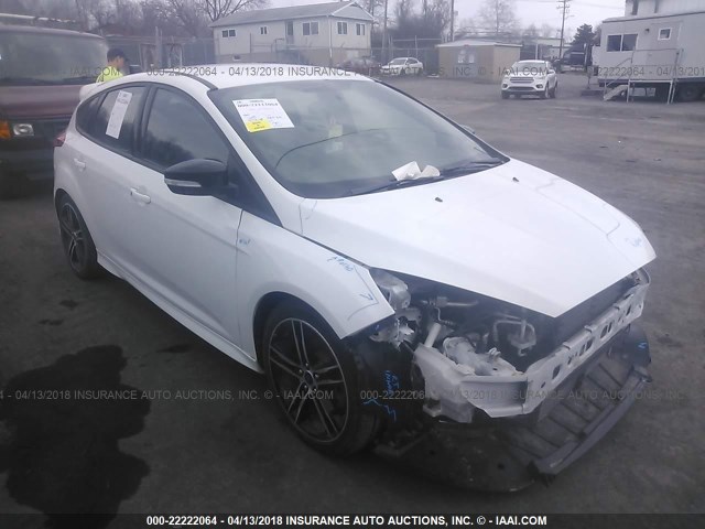 1FADP3L95GL215140 - 2016 FORD FOCUS ST WHITE photo 1