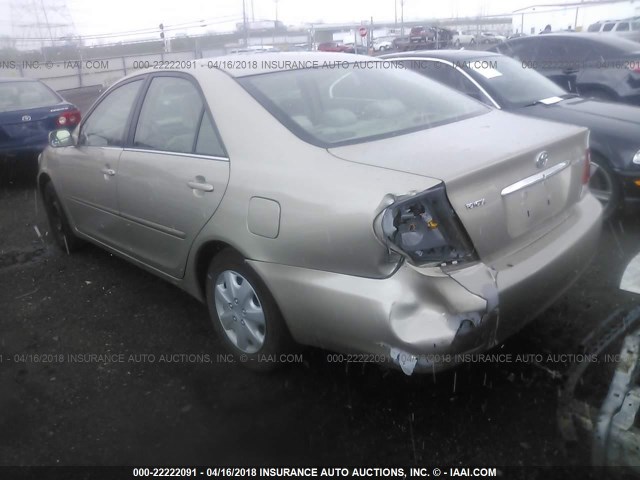4T1BE32K85U058671 - 2005 TOYOTA CAMRY LE/XLE/SE 金色 照片 3