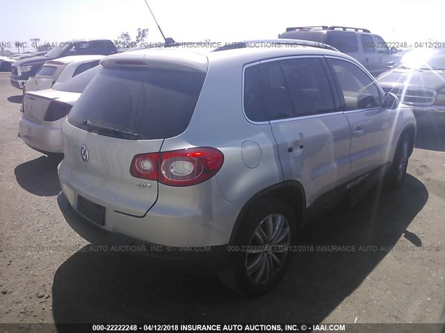 WVGAV7AX3AW502876 - 2010 VOLKSWAGEN TIGUAN S/SE/SEL SILVER photo 4