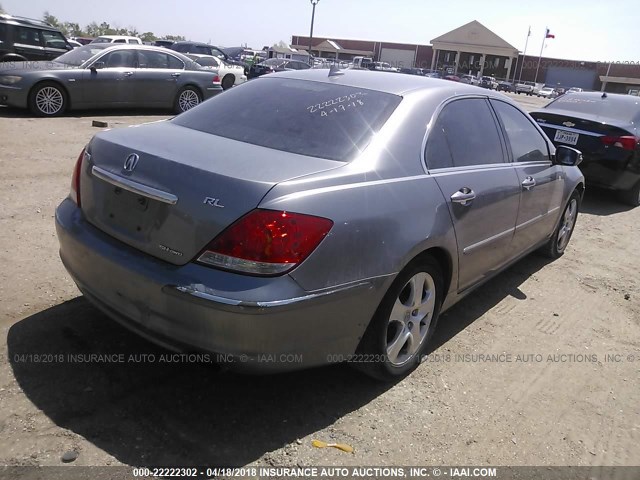 JH4KB16515C002601 - 2005 ACURA RL SILVER photo 4