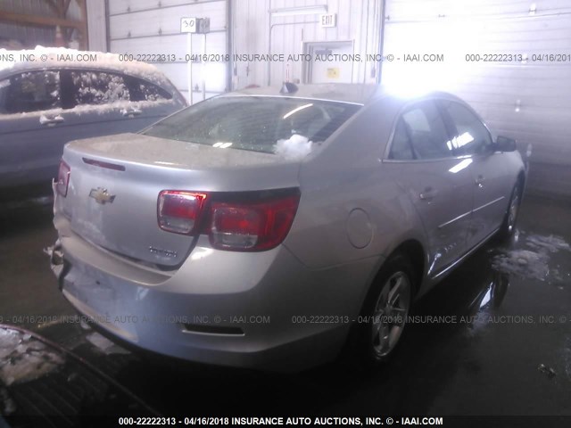 1G11B5SA0DF212829 - 2013 CHEVROLET MALIBU LS 银色 照片 4