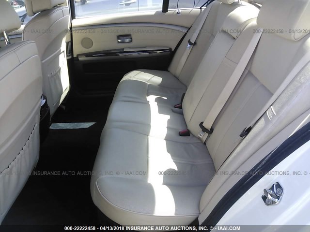 WBAHN83527DT72868 - 2007 BMW 750 WHITE photo 8