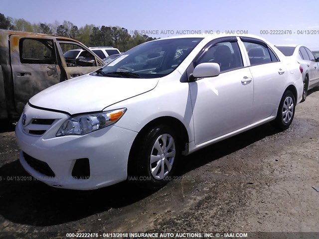 2T1BU4EE1CC801488 - 2012 TOYOTA COROLLA S/LE WHITE photo 2