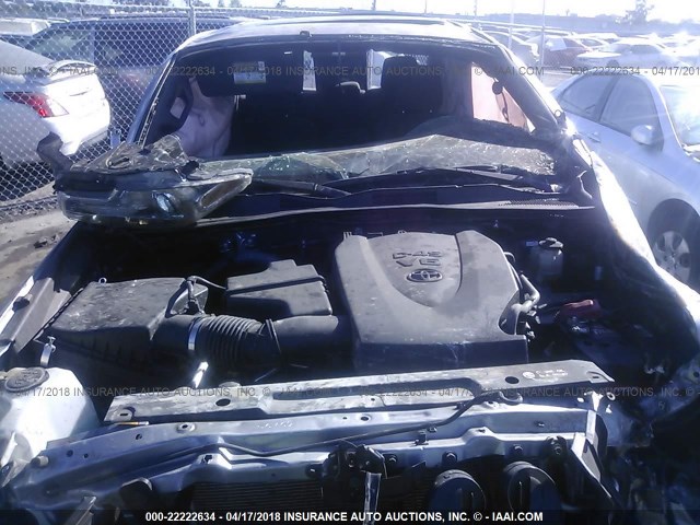 3TMCZ5AN5HM085940 - 2017 TOYOTA TACOMA DBL CAB/SR/TRDSPT/OR/PRO ნაცრისფერი ფოტო 10
