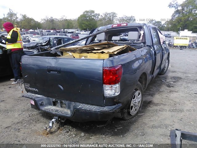 5TFRY5F13AX075376 - 2010 TOYOTA TUNDRA DOUBLE CAB SR5 GRAY photo 4