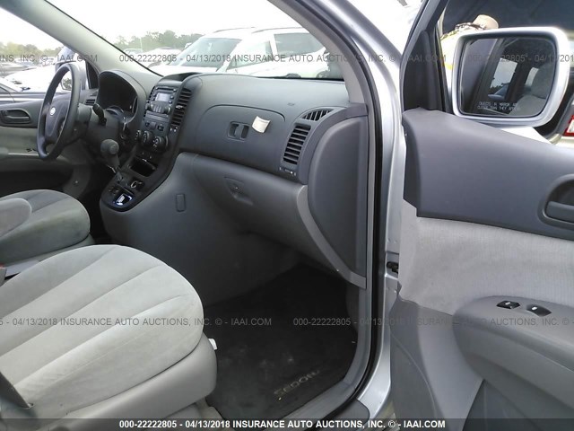 KNDMB233876117362 - 2007 KIA SEDONA EX/LX GRAY photo 5