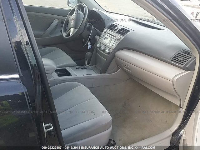 4T1BE46K58U782984 - 2008 TOYOTA CAMRY CE/LE/XLE/SE BLACK photo 5