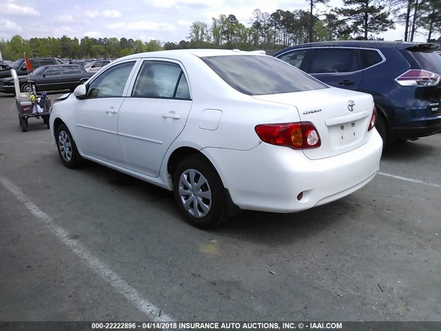 1NXBU4EEXAZ258539 - 2010 TOYOTA COROLLA S/LE/XLE WHITE photo 3