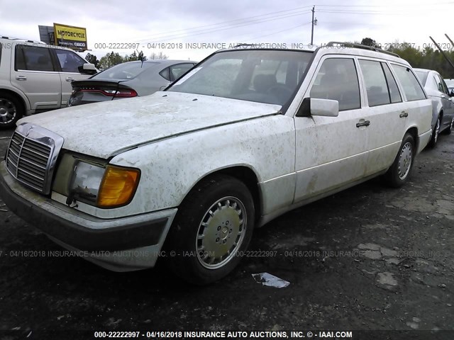 WDBEA92E6PF256276 - 1993 MERCEDES-BENZ 300 TE WHITE photo 2