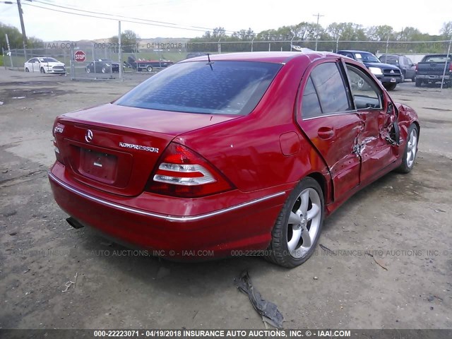 WDBRF40J15F660525 - 2005 MERCEDES-BENZ C 230K SPORT SEDAN RED photo 4