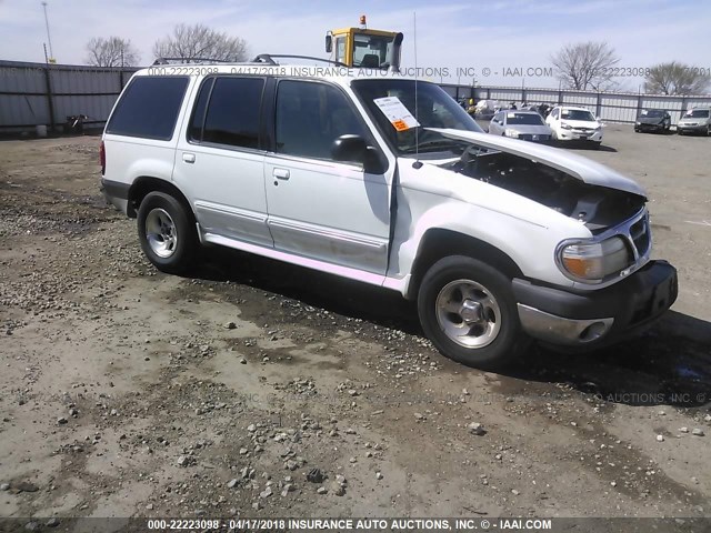 1FMZU63EXYZC66876 - 2000 FORD EXPLORER XLT WHITE photo 1