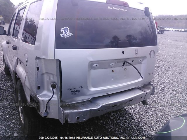1J8GN28KX8W155237 - 2008 JEEP LIBERTY SPORT 银色 照片 6