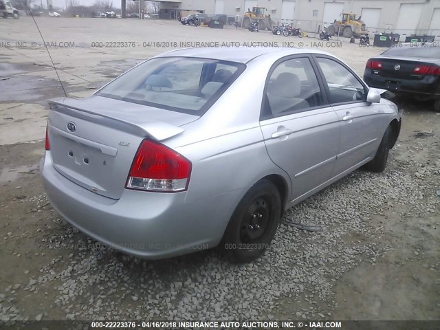 KNAFE121285562081 - 2008 KIA SPECTRA EX/LX/SX SILVER photo 4