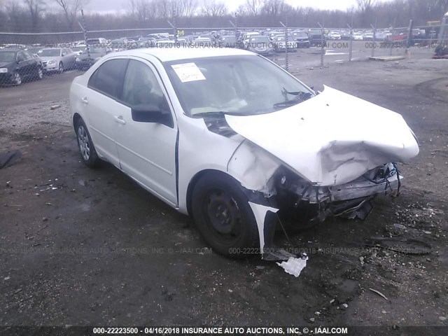 3FAHP06Z18R141388 - 2008 FORD FUSION S WHITE photo 1