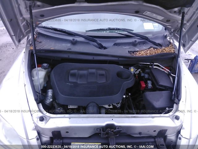 3GNDA13D56S647862 - 2006 CHEVROLET HHR LS SILVER photo 10