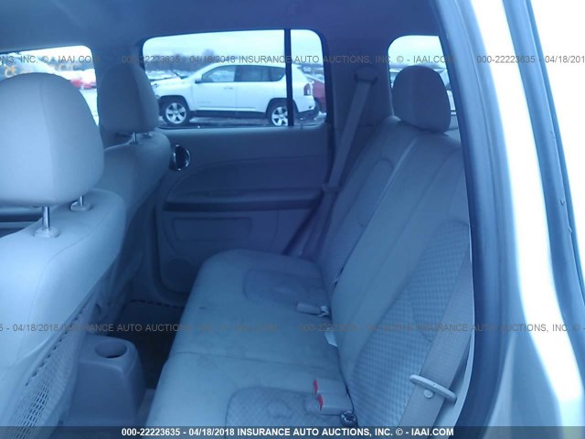3GNDA13D56S647862 - 2006 CHEVROLET HHR LS SILVER photo 8