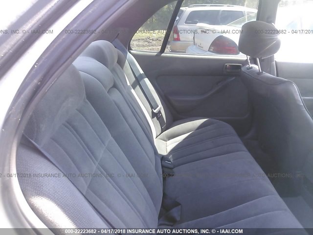 4T1BG12K2TU773991 - 1996 TOYOTA CAMRY DX/LE/XLE თეთრი ფოტო 8